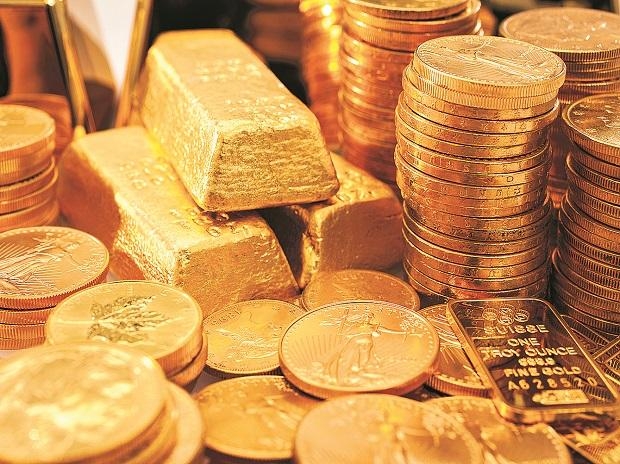 Gold prices fall down