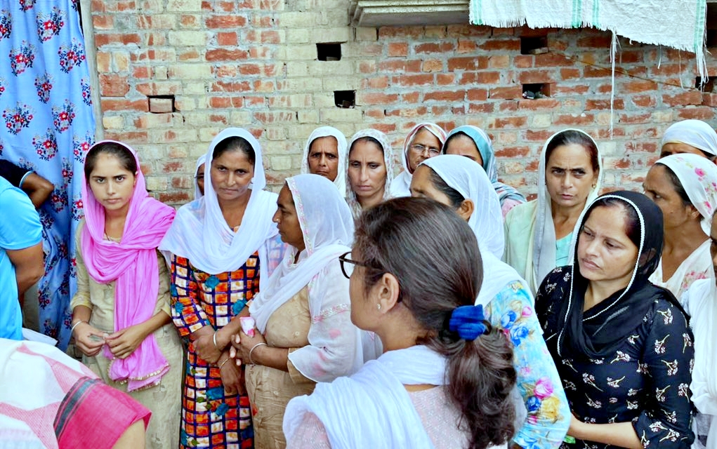 a team of TMC lead by Sushmita Dev visited Kheri of Uttarpradesh