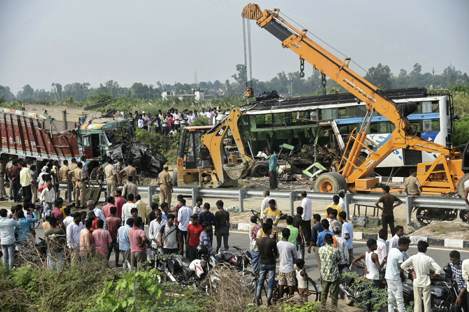 uttar pradesh Barabanki road accident