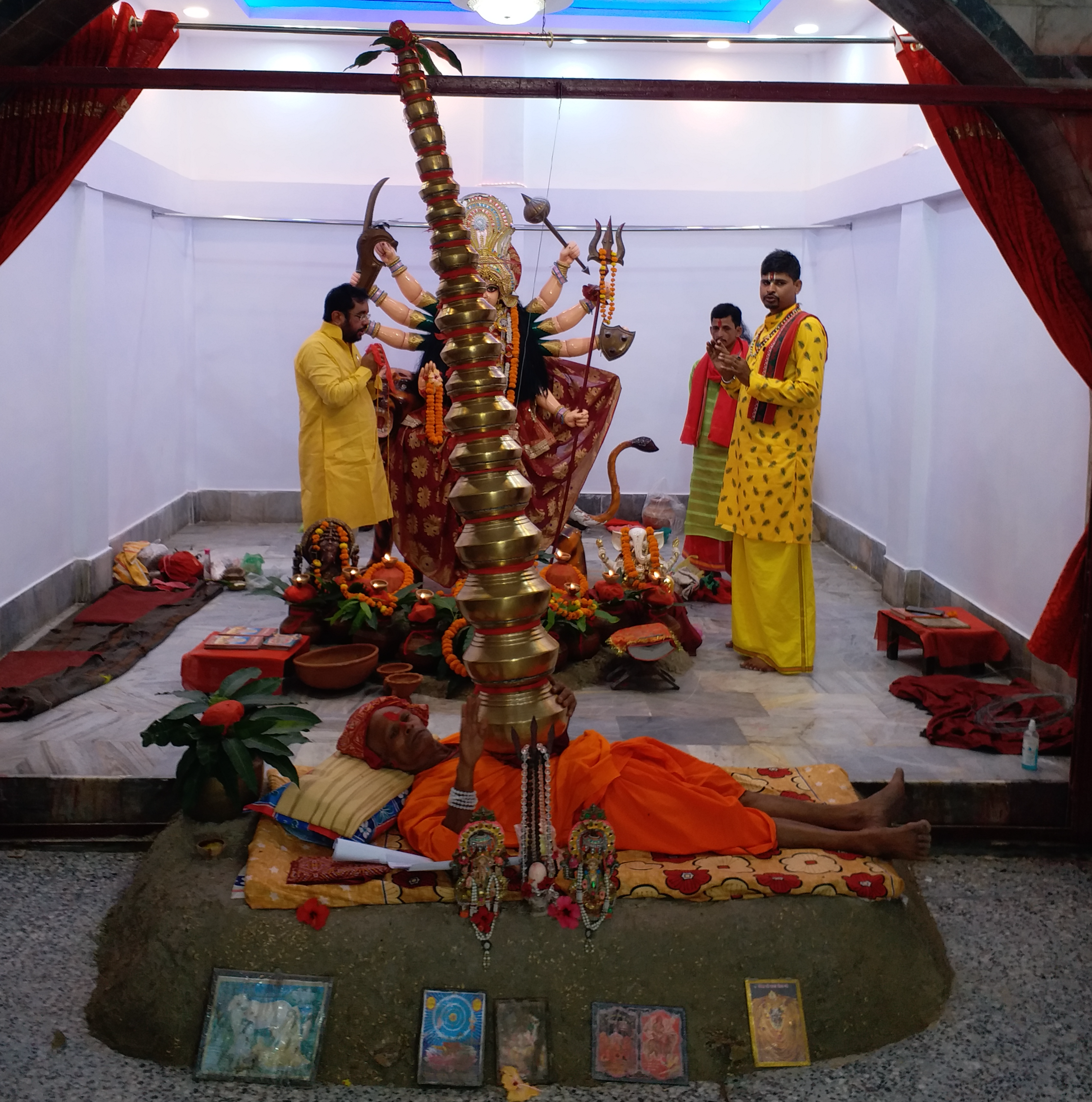 temple priest in Patna