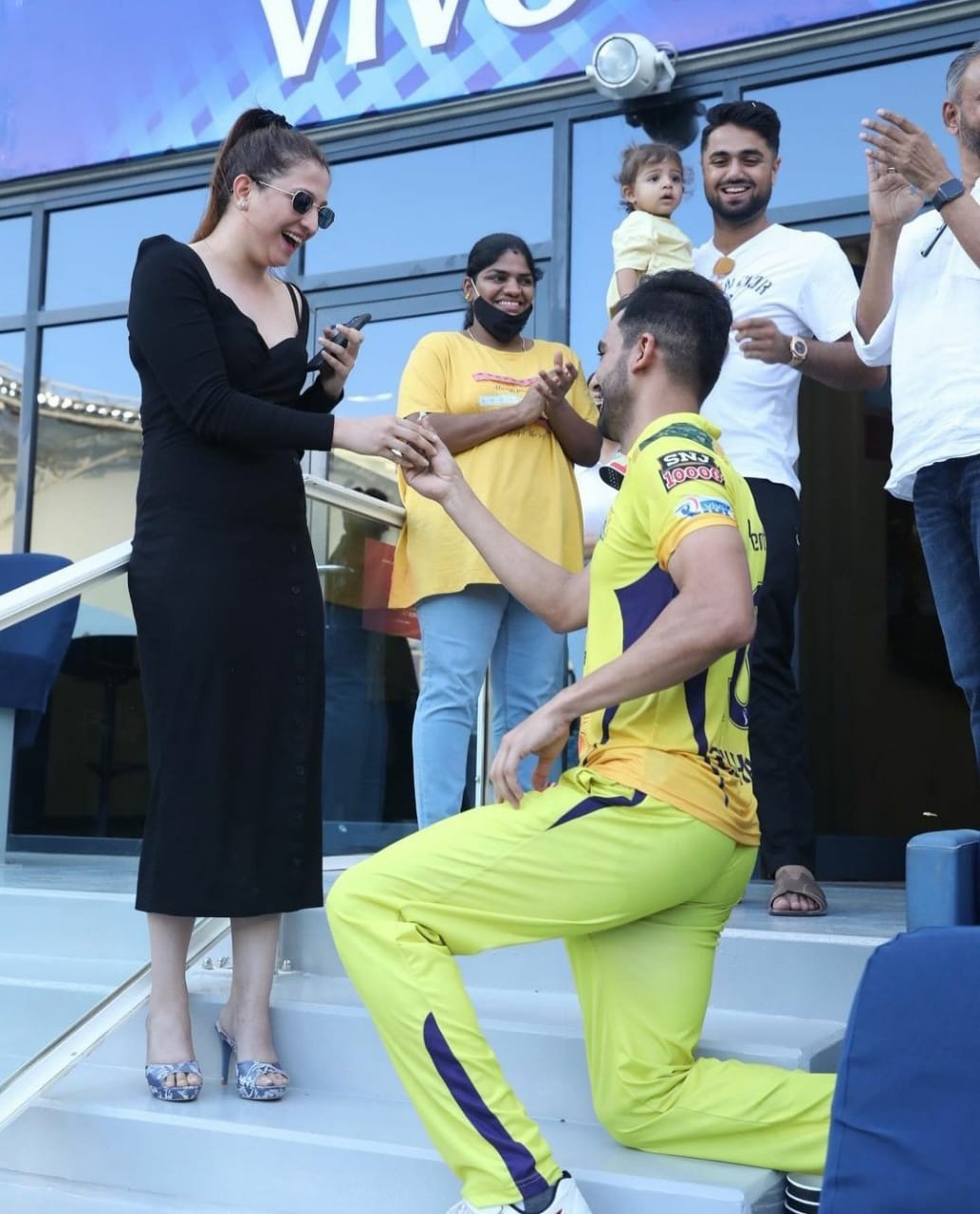 Deepak Chahar proposed his girlfriend after CSK-PBKS Match