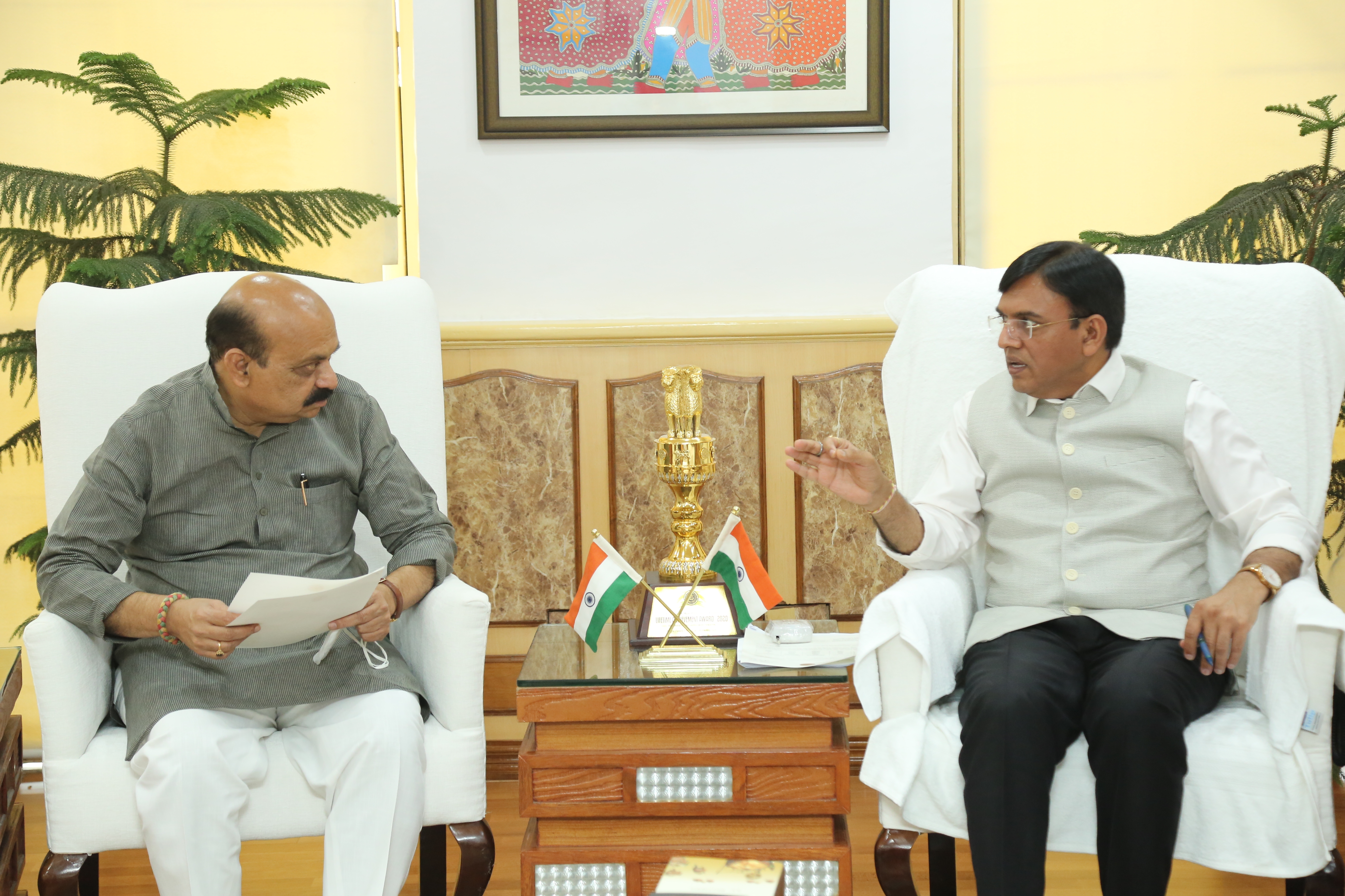 cm-basavaraja-bommai-met-union-health-minister