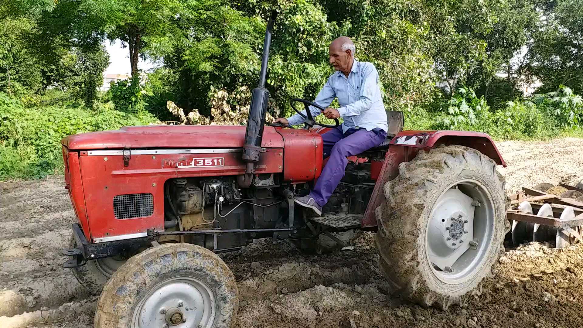 65 year old farmer in Karnal proves that it's never too late to learn