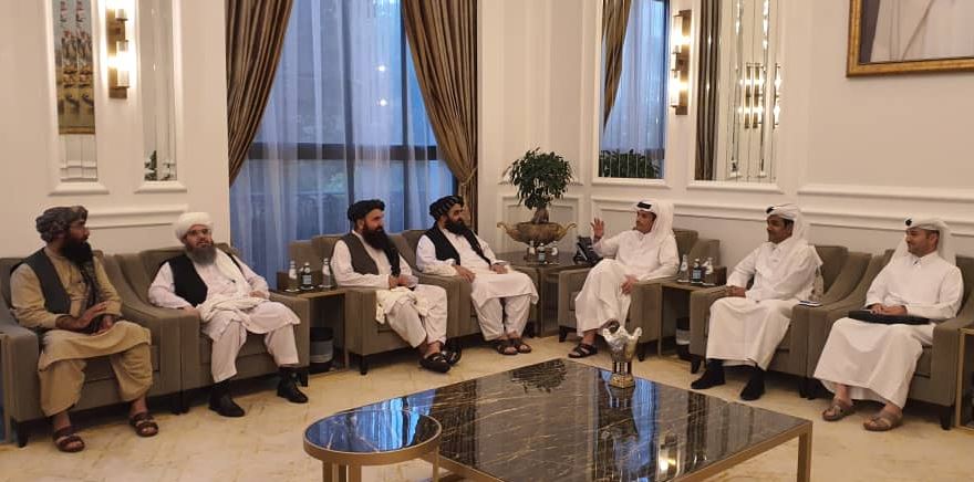 Taliban leaders with Qatari foreign minister