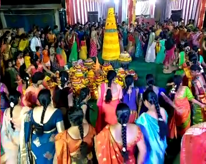 SADDULA BATHUKAMMA CELEBRATIONS 2021 IN TELANGANA