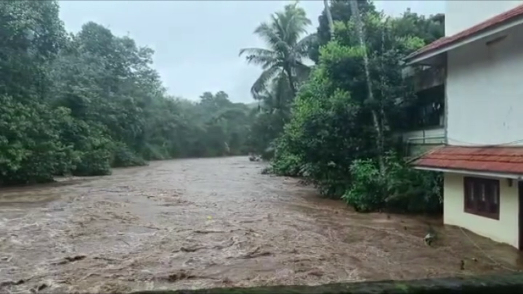 seven-were-killed-in-landslide-due-to-heavy-rain-in-kerala