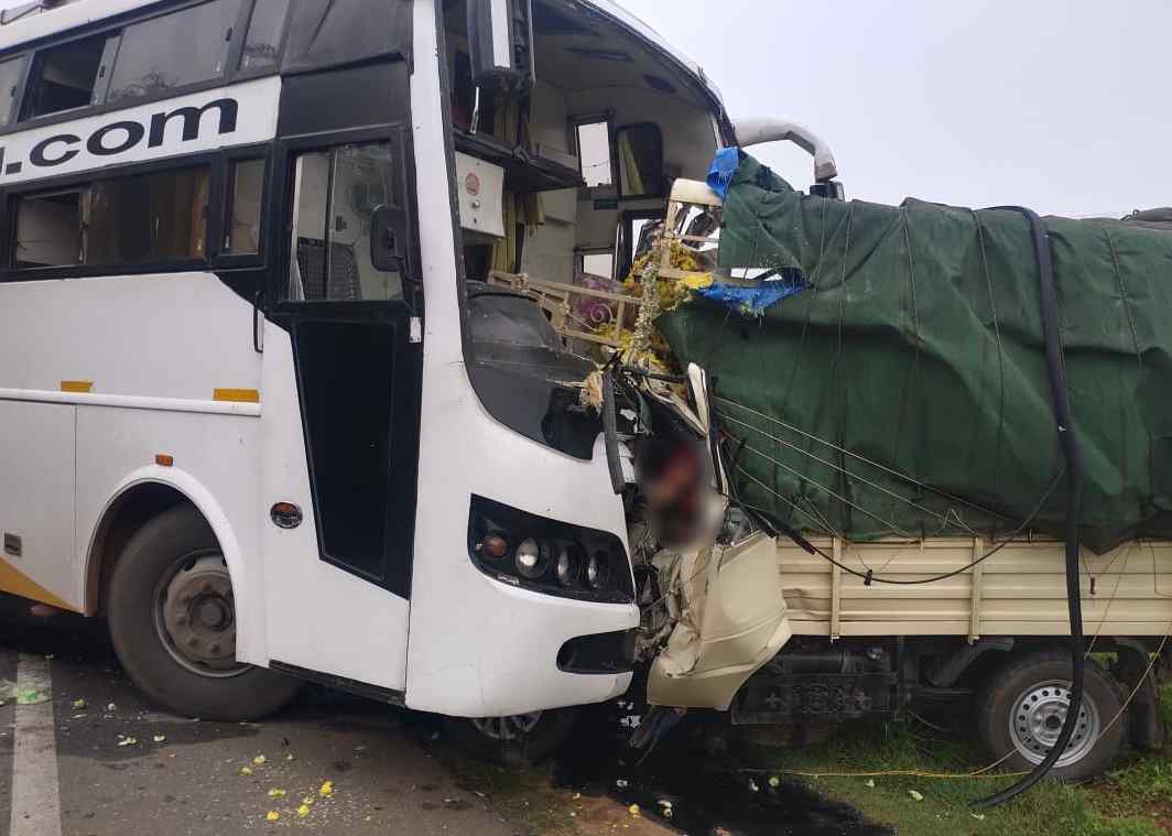 accident-in-tumkur-four-died