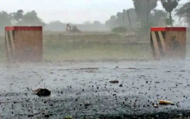 tamil nadu rain update  rain  rain update  heavy rain  weather report  Meteorological Center  chennai Meteorological Center  chennai news  climate  சென்னை செய்திகள்  மழை  கனமழை  வானிலை ஆய்வு மையம்  சென்னை வானிலை ஆய்வு மையம்  வானிலை  வானிலை அறிக்கை  தமிழ்நாட்டில் மழை நிலவரம்