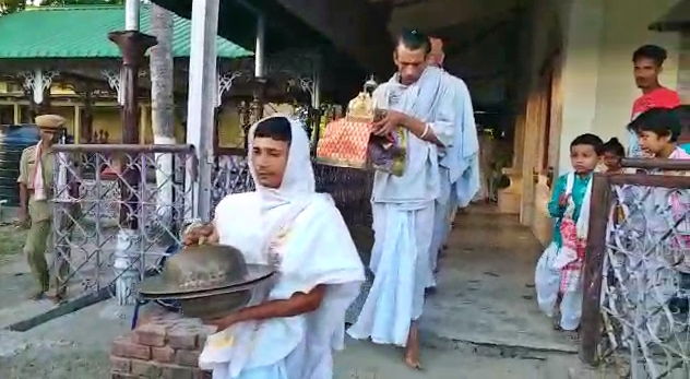 kati-bihu-celebration-at-auniati-satra