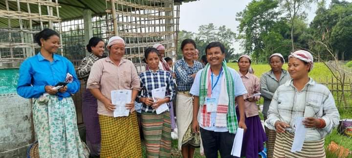 A_Moran_802to809_CPI Candidate Krishna Gogoi campaign at Thaora_As10031