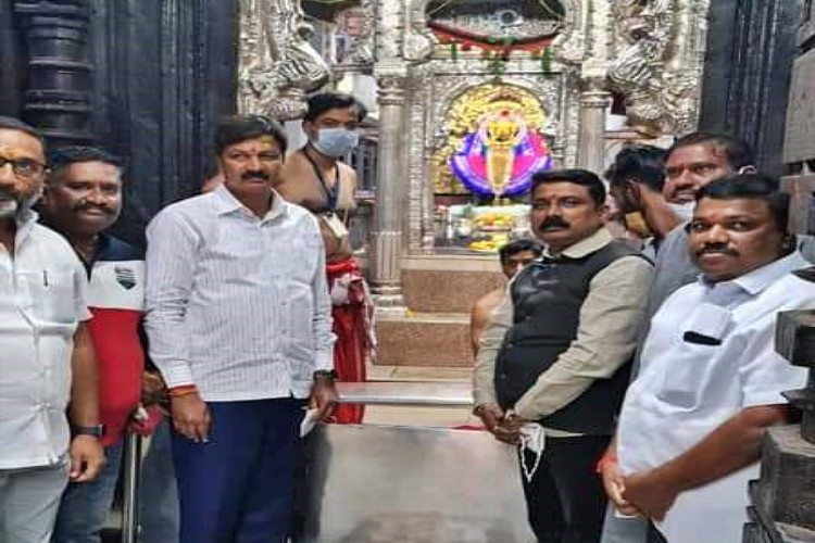 Ramesh Jarkiholi Visited Kolhapur Mahalakshmi Temple