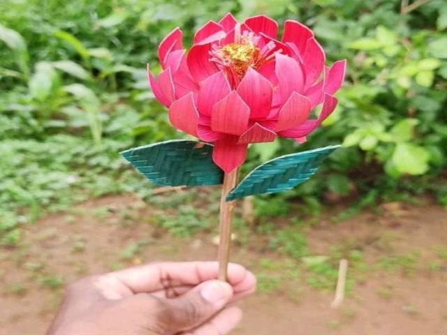 santosh-made-idol-of-lord-shri-ram-from-bamboo-in-giridih