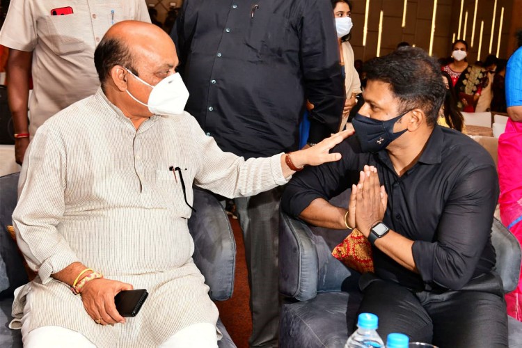 punith rajkumar with cm Bommai