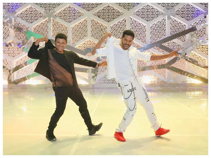 Actor puneeth rajkumar dance with prabhudeva