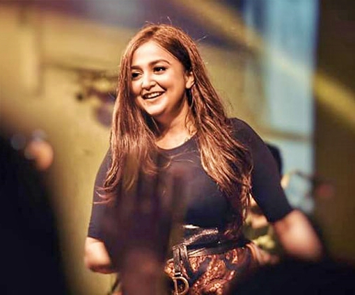 monali thakur