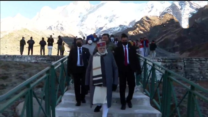 PM Modi offers prayers at Kedarnath temple