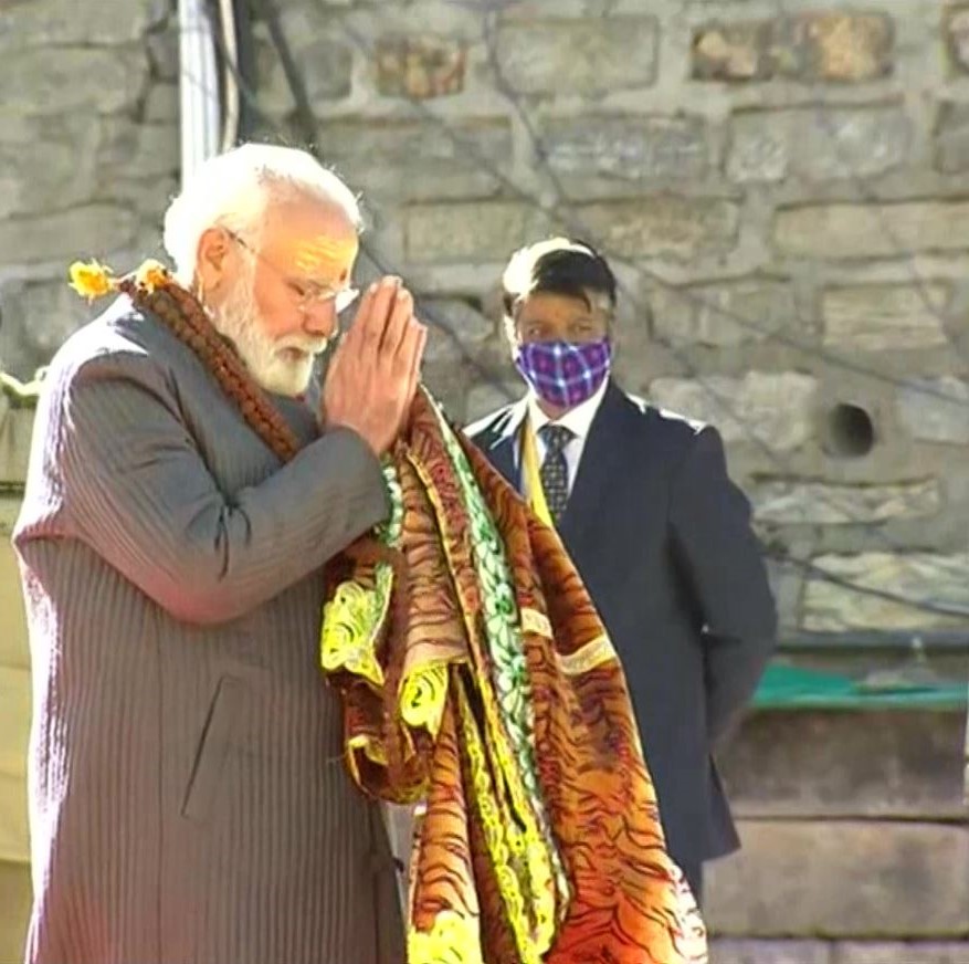 PM Modi worshiped in Kedarnath