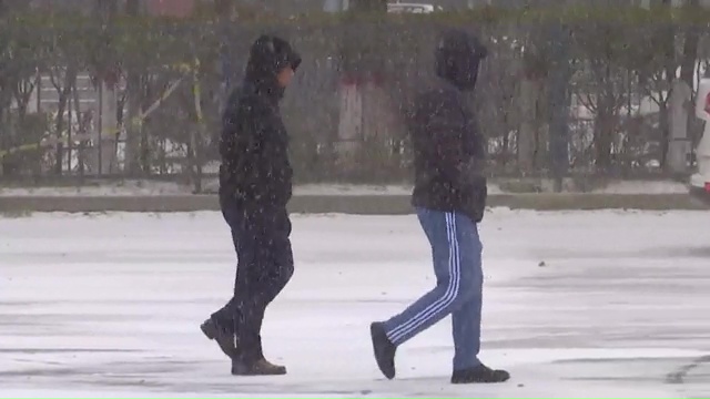 Heavy snowfall battered many parts of China