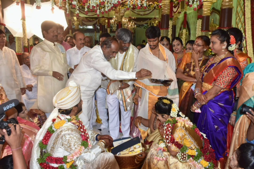 cm kcr attended for padma rao goud daughter marriage in secundrabad