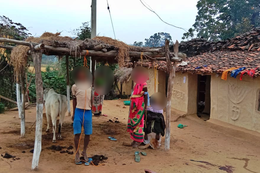 ಒಂದೇ ಕುಟುಂಬದ ನಾಲ್ವರನ್ನು ನೇಣಿಗೇರಿಸಿದ ನಕ್ಸಲರು