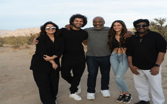 Mike Tyson enjoys Indian food with Vijay Deverakonda, Ananya Pandey