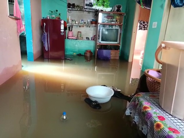 Very heavy rain lashes the Northern part of Bengaluru