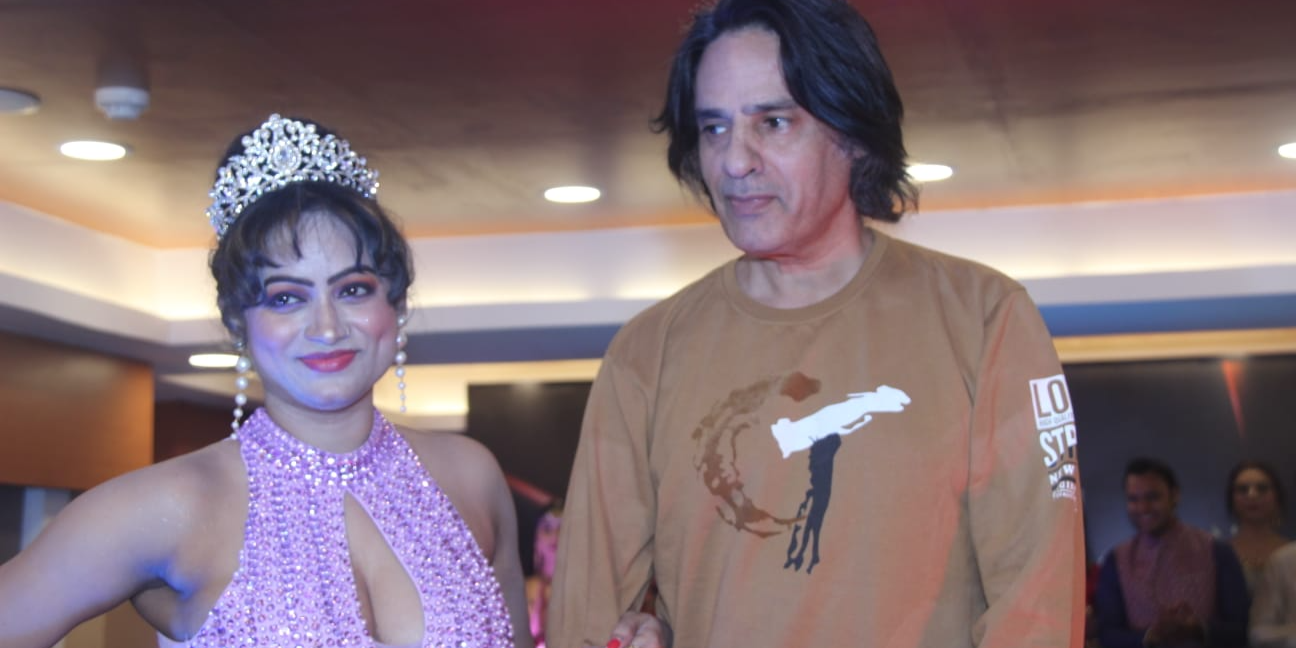 Aashiqui actor Rahul Roy enjoys Mister Miss Mrs India International Fashion Show 2021 in Kolkata