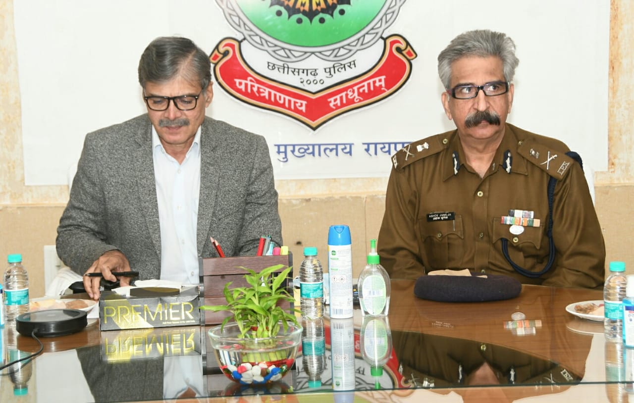 Central Internal Security Advisor K Vijay Kumar and DGP Ashok Juneja