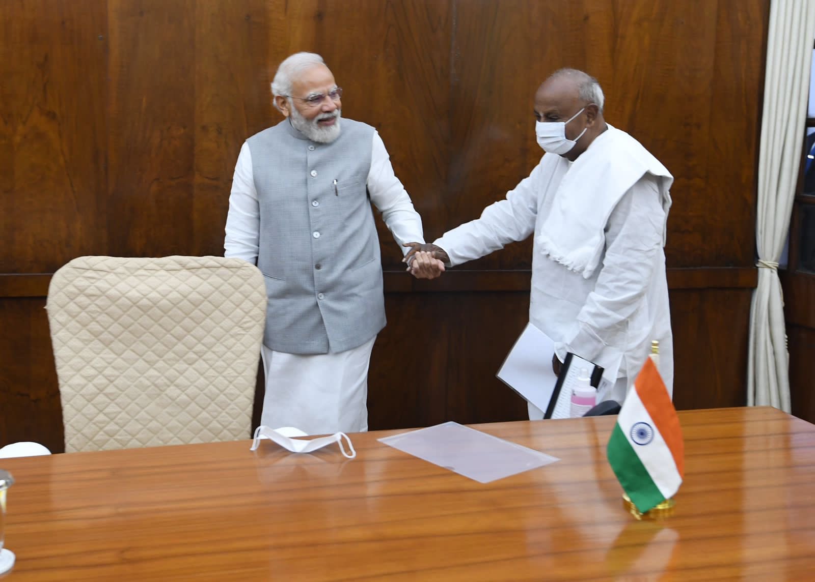 modi Devegowda meeting twitter modi