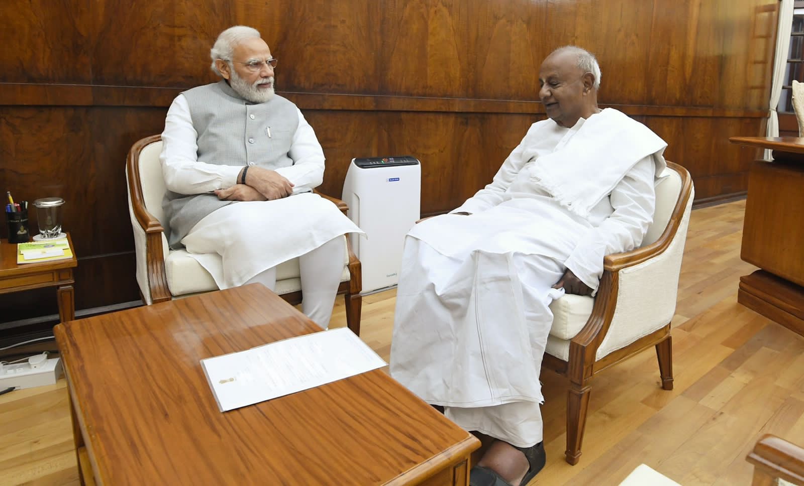 modi Devegowda meeting twitter modi