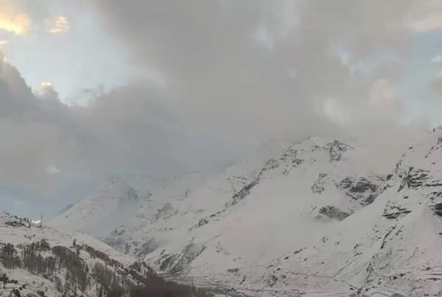 heavy snowfall in Himachal