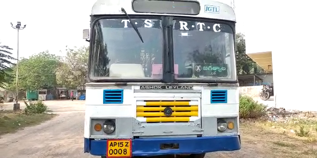 younger argument with rtc bus driver