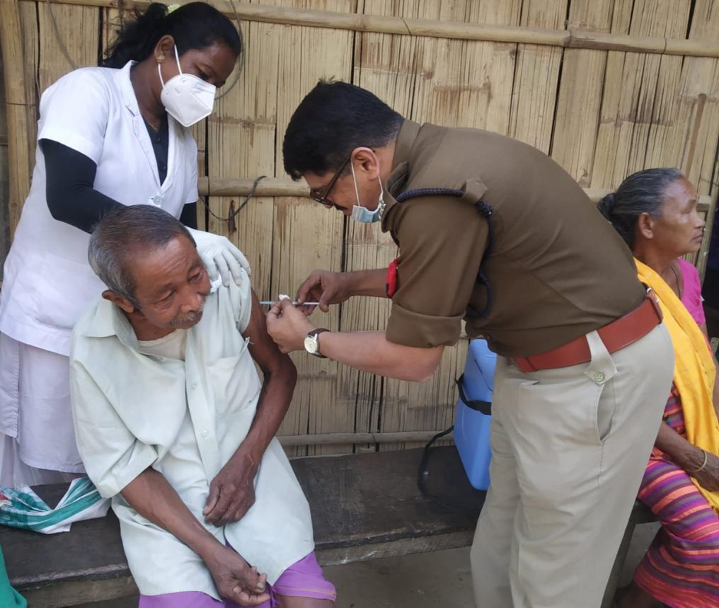 sonitpur-district-superintendent-of-police-busy-delivering-covid-vaccine