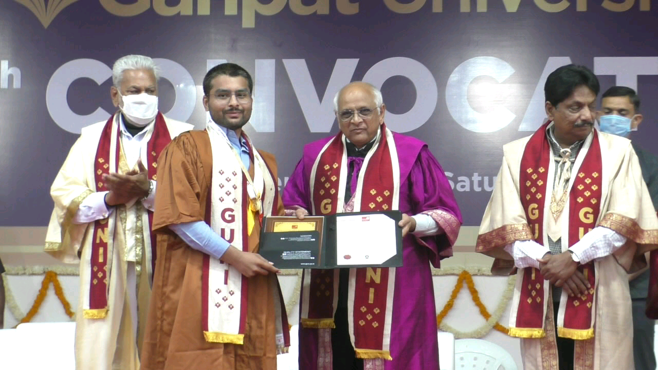 Ganpat University Graduation Ceremony: ગણપત યુનિવર્સીટીમાં મુખ્યપ્રધાનની ઉપસ્થિતિમાં યોજાયો 15મો પદવીદાન સમારોહ