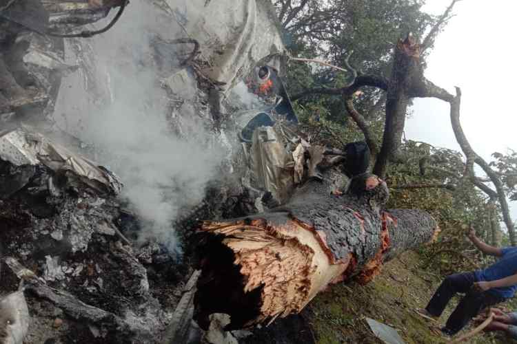 Indian army helicopter with senior defence official crashes in Coonoor of TamilNadu