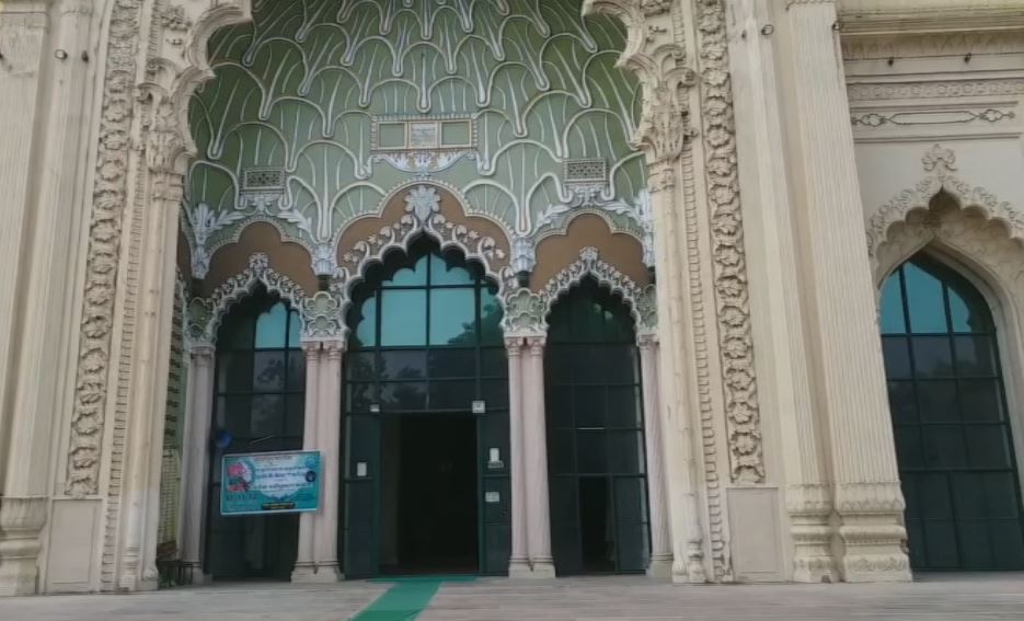 The Jama Masjid of Lucknow, built by a woman