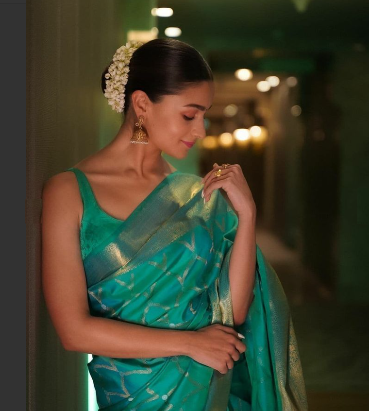 Ganesh Chaturthi 2023: Alia Bhatt's Top 10 saree looks for the festive  season