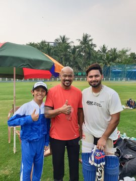 Rishabh Pant train with Vinod Kambli