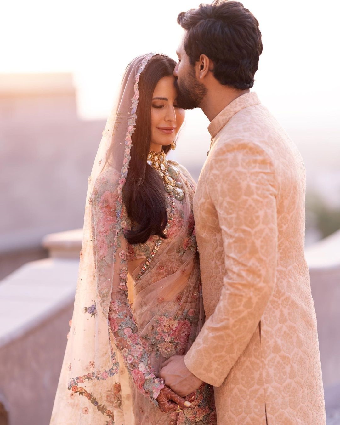 Vicky Kaushal share wedding pictures