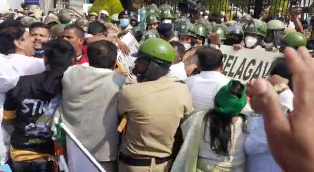 Suvarna Vidhana Soudha  Congress leaders tractor rally in Belagavi  ಸುವರ್ಣ ವಿಧಾನಸೌಧ  ಕಾಂಗ್ರೆಸ್​ ನಾಯಕರಿಂದ ಟ್ರ್ಯಾಕ್ಟರ್‌ ರ‍್ಯಾಲಿ