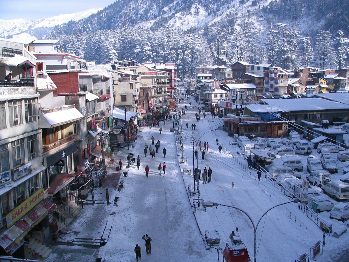 Snowfall in Himachal Pradesh