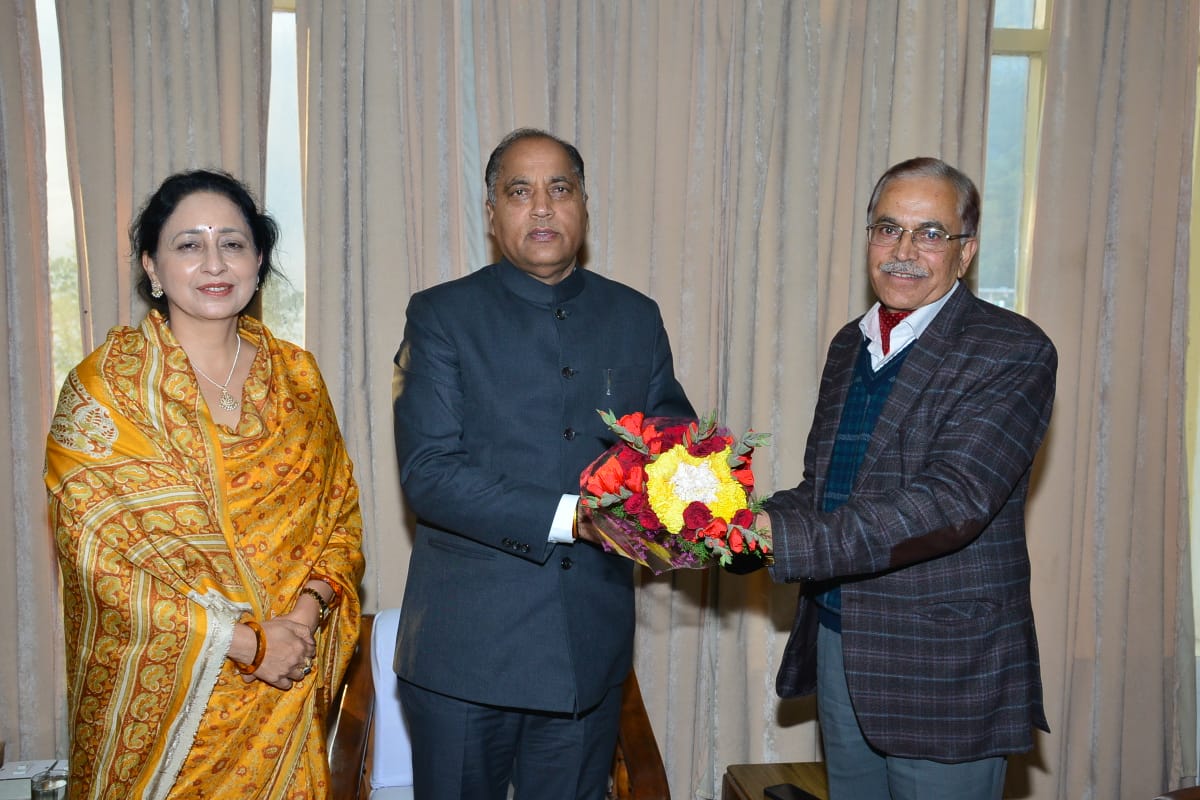 Vice Chancellor of Cluster University Mandi meet the CM