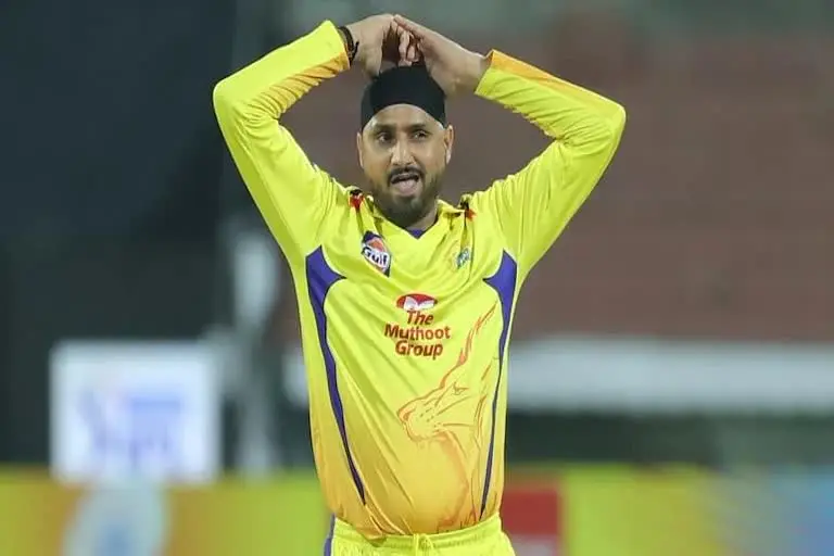 Harbhajan Singh retires