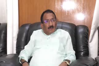 Etv Bharatminister-b-r-thimmapur-reaction-on-mp-ananthkumar-hegade