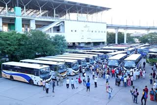 Over 52lakh People Travelled in TSRTC