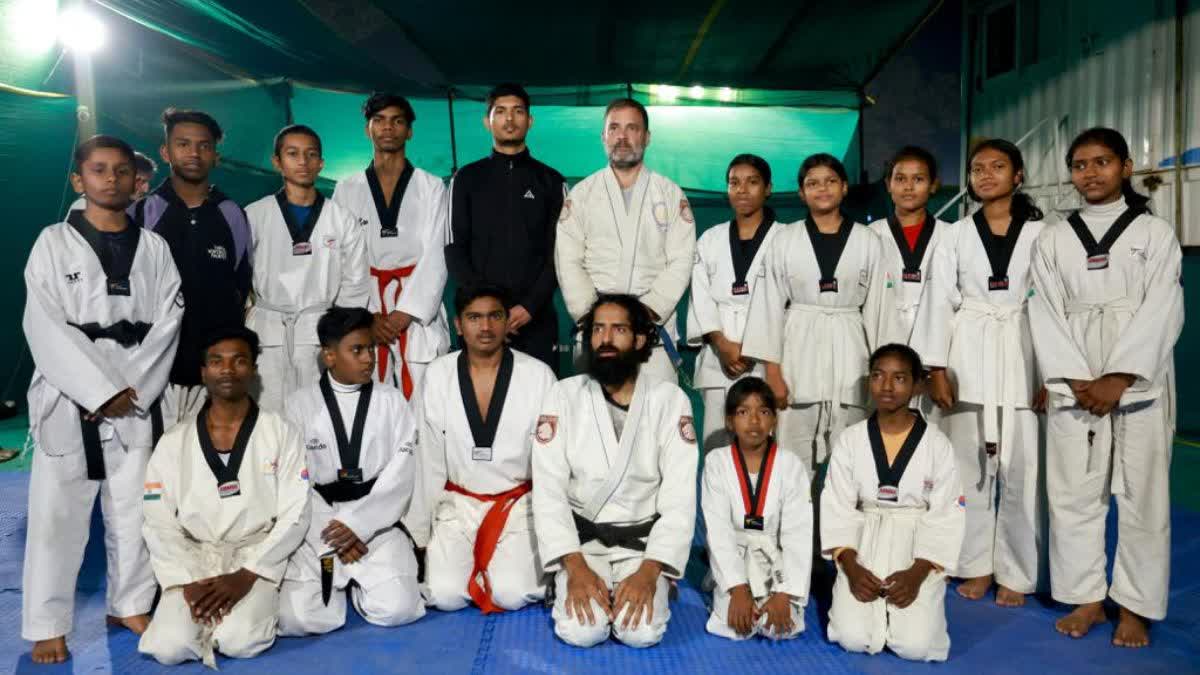 Rahul Gandhi practiced Taekwondo