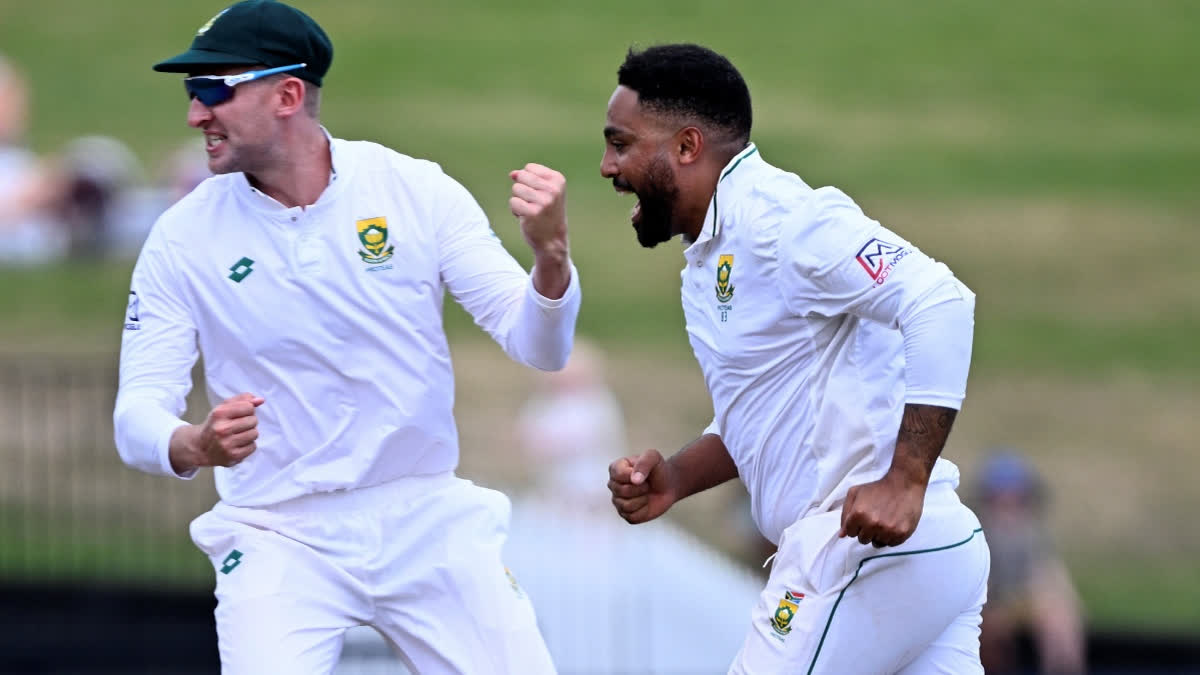 Off-spinner Dan Piedt registered his career best figures to power South Africa on top as they take 31-run lead against New Zealand after bundling them out for 211 on the second day of the second Test at Seddon Park in Hamilton on Sunday.