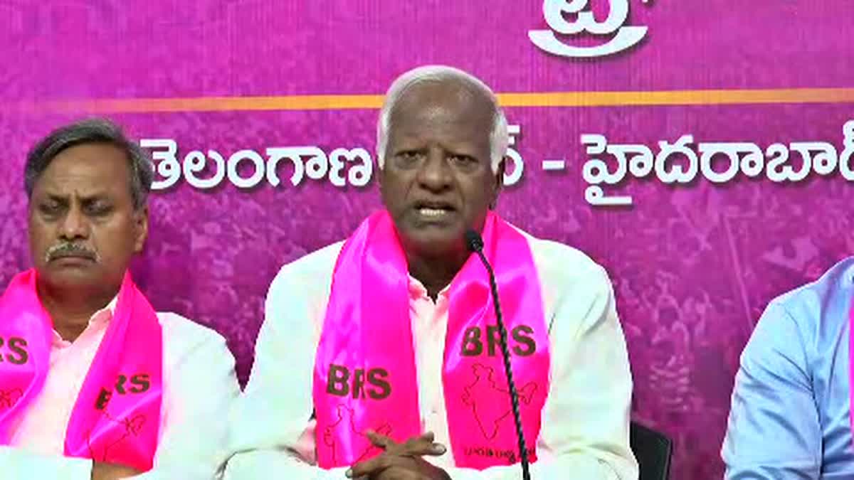 kadiyam Srihari Fires On Congress