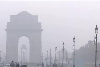 Possibility of light rain in Delhi