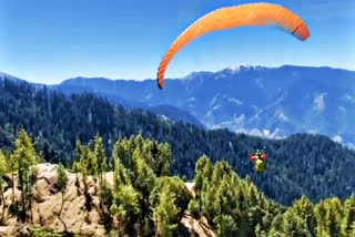 Paragliding in Himachal